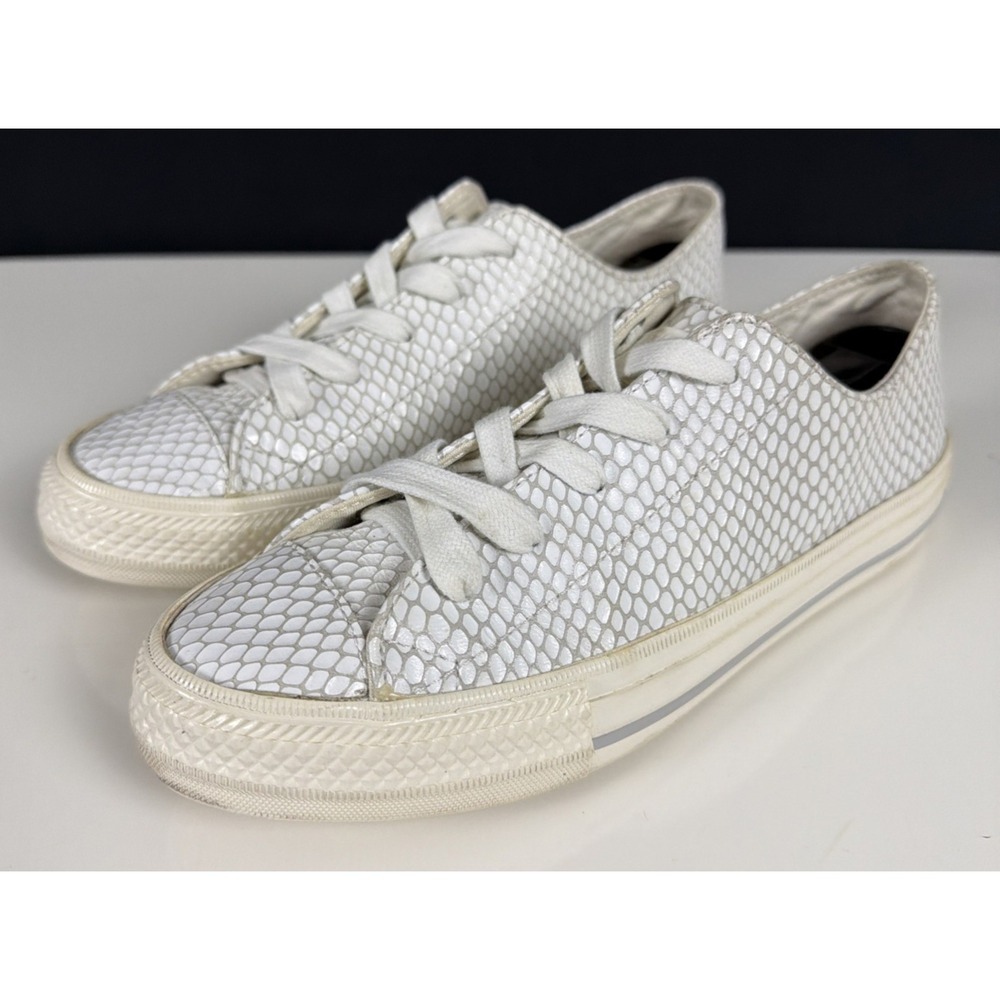 Size 6 Converse Chuck Taylor All Star Gemma Festival Knit OX White, Casual